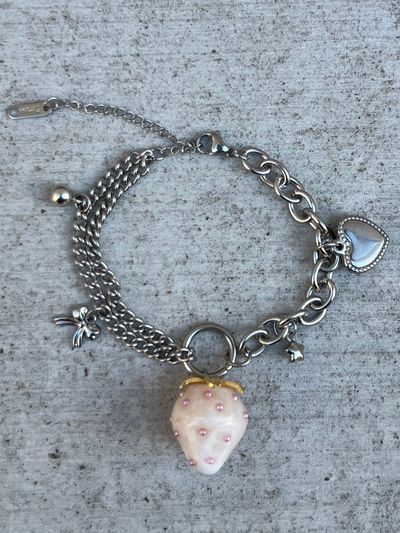 Limited charm bracelet1 | amood(アムード) - 一番賢いショッピングアプリ