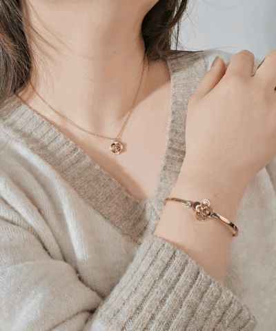 product-detail-image