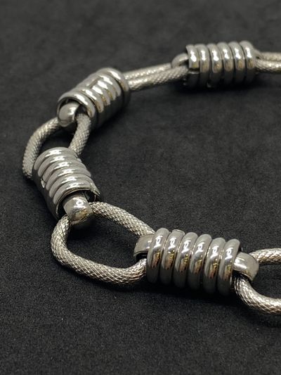 product-detail-image
