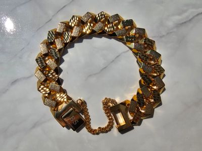 product-detail-image