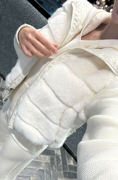 product-detail-image