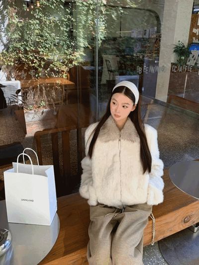 product-detail-image