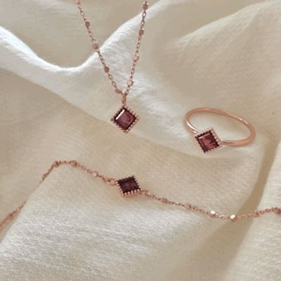 product-detail-image