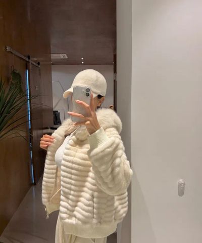 product-detail-image